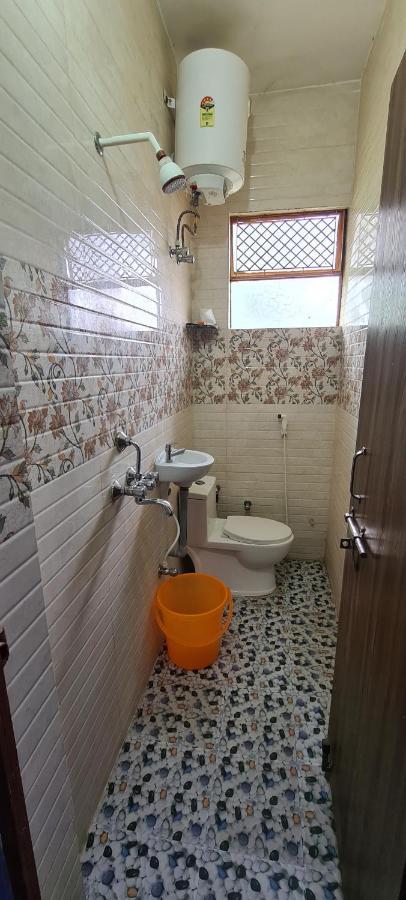 Anukampa Homestay Agra  Extérieur photo